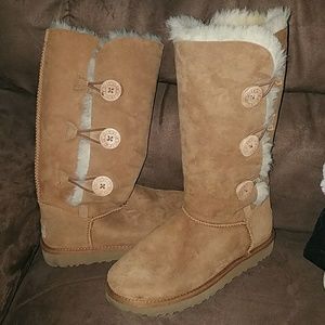 UGG Bailey Button Triplet II Boots